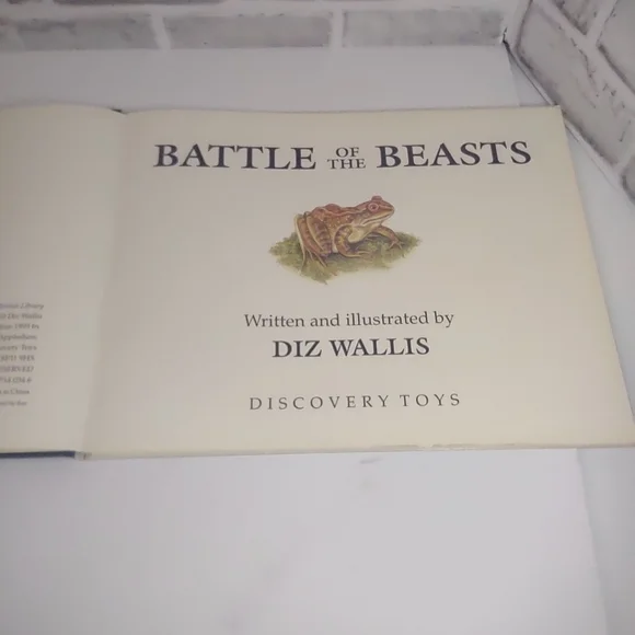 Mystery in Bugtown Book & Battle Of The Beasts - Picture 11 of 15